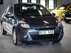 Blå Begagnad 2009 Renault Clio R.S. Halvkombi | 49 900 kr (Dyr)