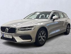 Silver Begagnad 2022 Volvo V60 Core Kombi | 339 900 kr (Bra pris)