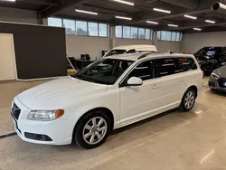 Vit Begagnad 2012 Volvo V70 Momentum Kombi | 79 900 kr (Dyr)