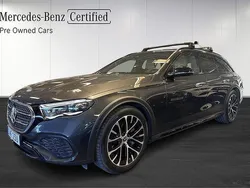 Grå Begagnad 2024 Mercedes E300 SUV | 739 000 kr