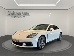 Vit Begagnad 2018 Porsche Panamera 4 Sport Turismo Sedan | 649 000 kr (Bra pris)