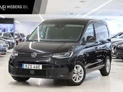 Svart Begagnad 2021 VW Caddy Minibuss | 249 900 kr (Marknadspris)