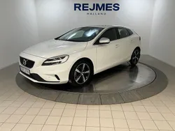 Vit Begagnad 2019 Volvo V40 R-Design Kombi | 204 500 kr (Lite dyr)