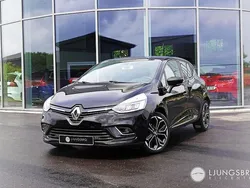 Svart Begagnad 2018 Renault Clio IV Bose Edition Halvkombi | 119 900 kr (Marknadspris)
