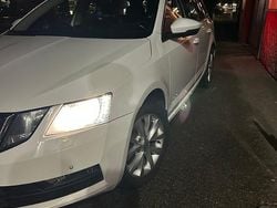 Begagnad 2019 Skoda Octavia Kombi | 92 000 kr (Marknadspris)