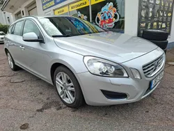 Silver Begagnad 2010 Volvo V60 Momentum Kombi | 98 900 kr (Bra pris)