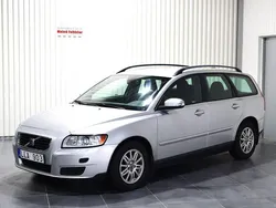Ljusgrå (grå) Begagnad 2009 Volvo V50 Kombi | 44 900 kr (Marknadspris)