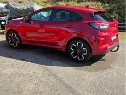 Röd Begagnad 2020 Ford Puma ST-Line SUV | 165 000 kr (Marknadspris)