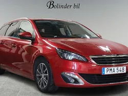Ljusröd (röd) Begagnad 2017 Peugeot 308 Allure Kombi | 128 900 kr (Marknadspris)