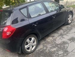 Begagnad 2008 Kia Ceed Halvkombi | 39 999 kr (Marknadspris)