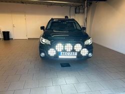 Svart Begagnad 2018 Subaru Outback SUV | 279 900 kr (Dyr)