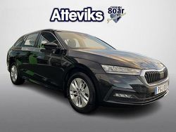 Svart Begagnad 2022 Skoda Octavia Kombi | 239 900 kr (Marknadspris)