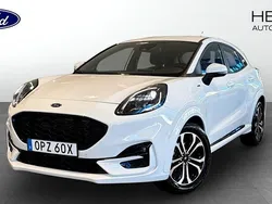 Vit (white) Begagnad 2024 Ford Puma ST-Line Halvkombi | 254 900 kr (Bra pris)