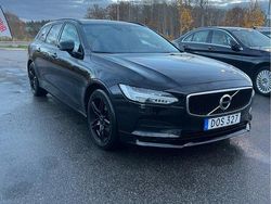 Svart Begagnad 2018 Volvo V90 Kinetic Kombi | 140 000 kr (Marknadspris)