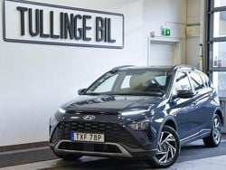 Grå Begagnad 2023 Hyundai Bayon Essential SUV | 189 900 kr (Marknadspris)