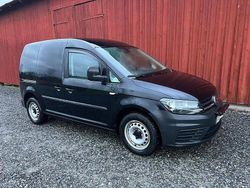Svart Begagnad 2018 VW Caddy Minibuss | 109 000 kr (Bra pris)