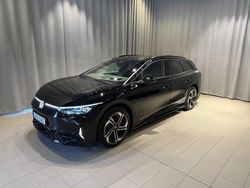 Svart Begagnad 2025 VW ID.7 GTX Kombi | 619 900 kr (Bra pris)