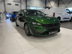 Grön Begagnad 2022 Peugeot 308 Halvkombi | 199 900 kr (Superpris)