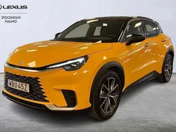 Gul Begagnad 2024 Lexus LBX SUV | 359 000 kr (Marknadspris)