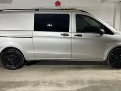 Silver Begagnad 2022 Mercedes Vito Minibuss | 449 800 kr (Marknadspris)