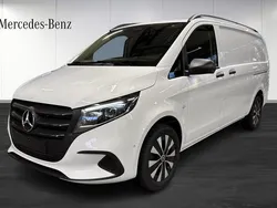 Vit Ny 2025 Mercedes Vito Minibuss | 723 750 kr (Marknadspris)