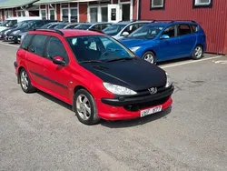 Röd Begagnad 2003 Peugeot 206 Kombi | 19 900 kr (Lite dyr)