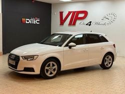 Vit Begagnad 2020 Audi A3 Proline Sedan | 219 800 kr (Bra pris)