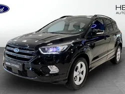 Svart (black) Begagnad 2019 Ford Kuga SUV | 199 900 kr (Marknadspris)