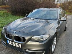 Grå Begagnad 2015 BMW 520 Kombi | 122 000 kr (Superpris)
