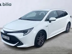 Vit Begagnad 2020 Toyota Corolla Style Kombi | 209 900 kr (Marknadspris)