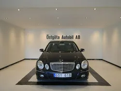 Mörkblå (blå) Begagnad 2007 Mercedes E280 Sedan | 59 899 kr (Marknadspris)