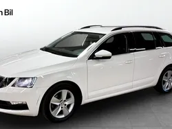 Vit Begagnad 2018 Skoda Octavia Kombi | 154 900 kr (Lite dyr)