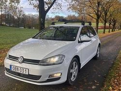 Vit Begagnad 2014 VW Golf VII Halvkombi | 85 000 kr (Marknadspris)