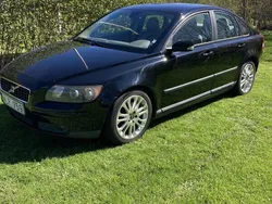 Svart Begagnad 2005 Volvo S40 Kinetic Sedan | 20 000 kr (Superpris)