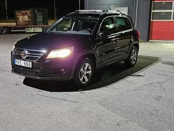 Svart Begagnad 2008 VW Tiguan Sportline SUV | 40 000 kr (Marknadspris)