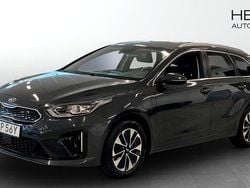 Grå (black) Begagnad 2021 Kia Ceed Kombi | 219 900 kr (Marknadspris)