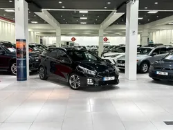 Svart Begagnad 2015 Kia Ceed Sportswagon GT-Line Kombi | 129 900 kr (Marknadspris)