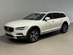 Vit Begagnad 2020 Volvo V90 CC Kombi | 299 500 kr (Marknadspris)
