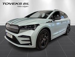 Silver (arctic silver metallic) Begagnad 2025 Skoda Enyaq iV RS SUV | 579 900 kr (Lite dyr)