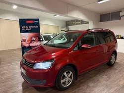 Röd Begagnad 2012 VW Touran Minibuss | 89 900 kr (Marknadspris)
