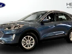 Blå (blue) Begagnad 2022 Ford Kuga Titanium SUV | 259 900 kr (Marknadspris)