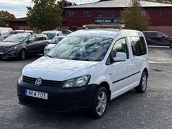 Vit Begagnad 2014 VW Caddy Minibuss | 69 900 kr (Lite dyr)