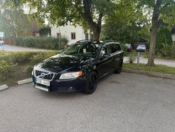 Svart Begagnad 2012 Volvo V70 Momentum Kombi | 79 000 kr (Marknadspris)