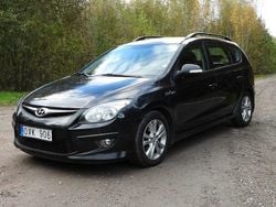 Svart Begagnad 2011 Hyundai i30 Kombi | 41 490 kr (Marknadspris)