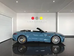 Blå (kinablå/vitt läder) Ny 2024 Mercedes SL63 AMG AMG Cab | 1 895 000 kr (Bra pris)