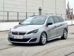 Grå Begagnad 2017 Peugeot 308 GT Kombi | 109 800 kr