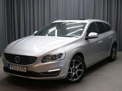 Silver Begagnad 2015 Volvo V60 Ocean Race Kombi | 179 000 kr (Marknadspris)