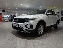 Vit Begagnad 2022 VW T-Roc SUV | 279 000 kr (Marknadspris)