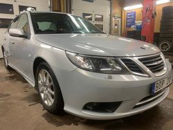 Grå Begagnad 2010 Saab 9-3 Vector Sedan | 59 999 kr (Marknadspris)