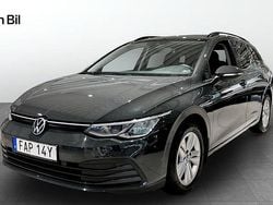 Grå (urano grey) Begagnad 2022 VW Golf VIII Kombi | 279 900 kr (Marknadspris)